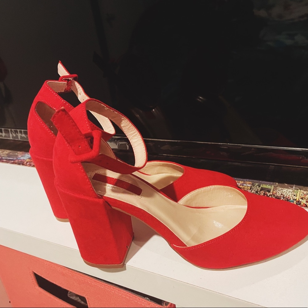 Chunky heel